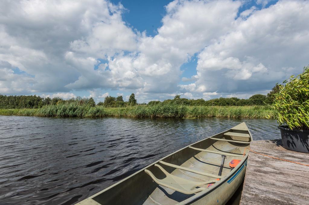 Houseboat Vinkeveen Hotel Exterior foto