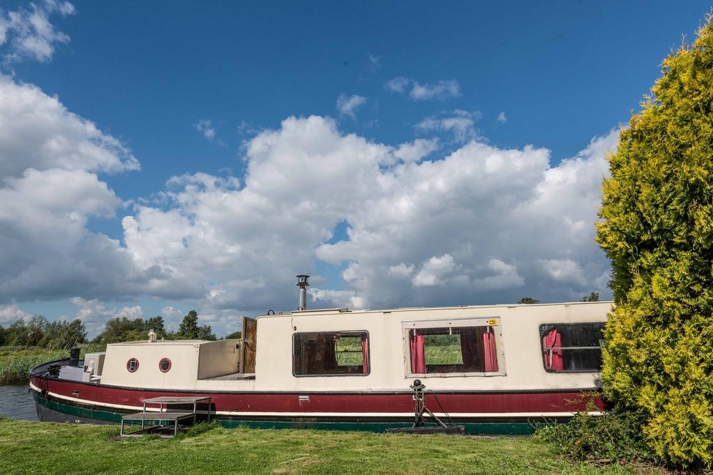 Houseboat Vinkeveen Hotel Exterior foto