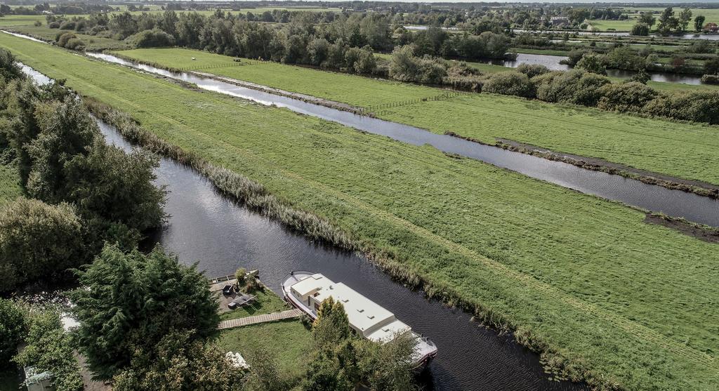 Houseboat Vinkeveen Hotel Exterior foto